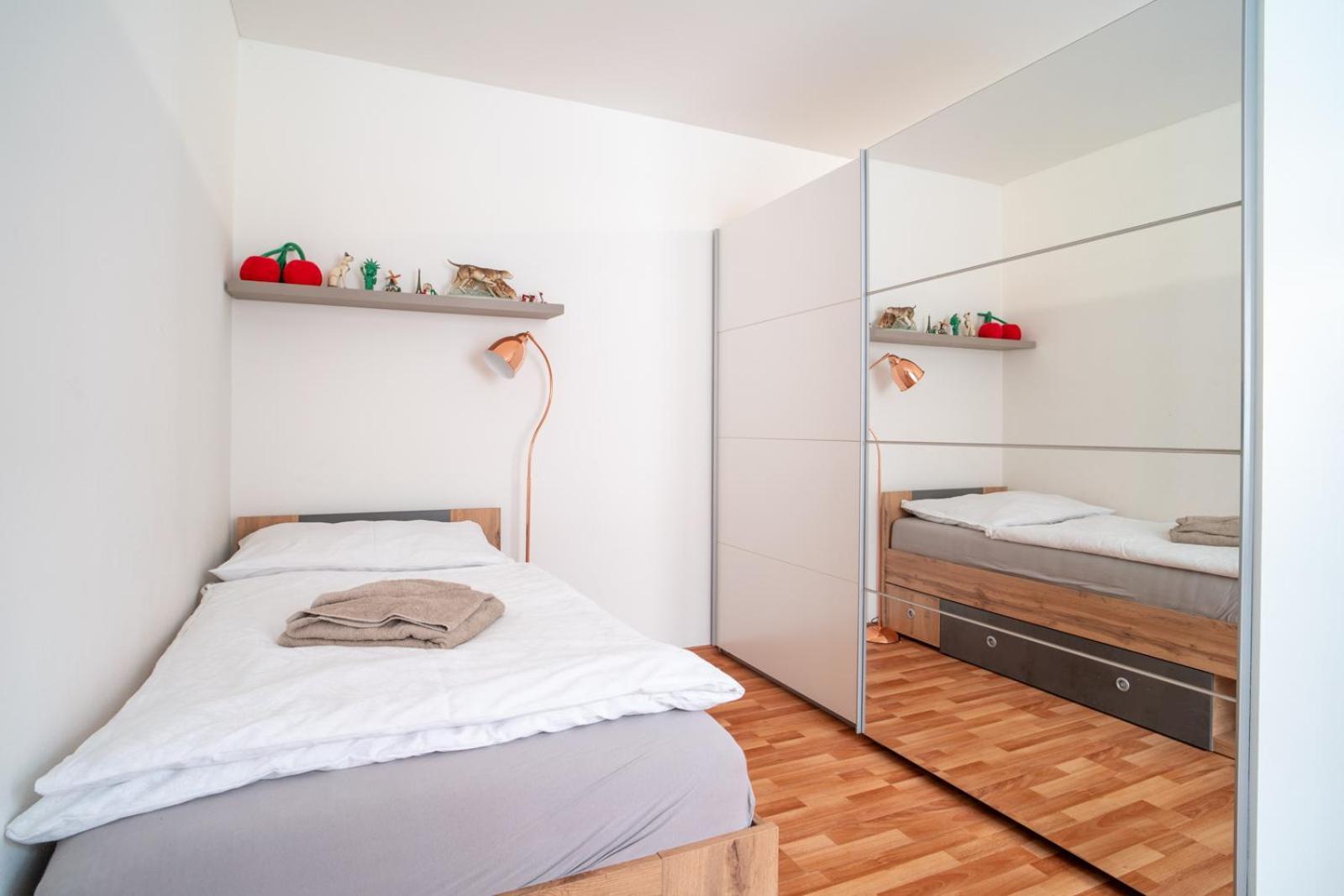 A Cozy Apartment In Bratislava Downtown Exterior foto